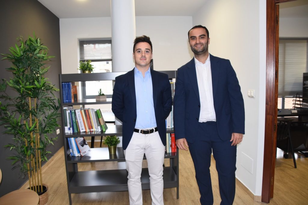 Francisco Pascual Belchí y Adrián López